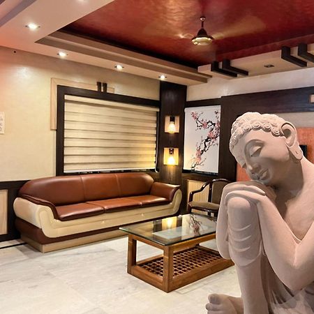 Hotel Lee Garden Near To Blue Flag Beach 500 Mtrs ปูรี ภายนอก รูปภาพ