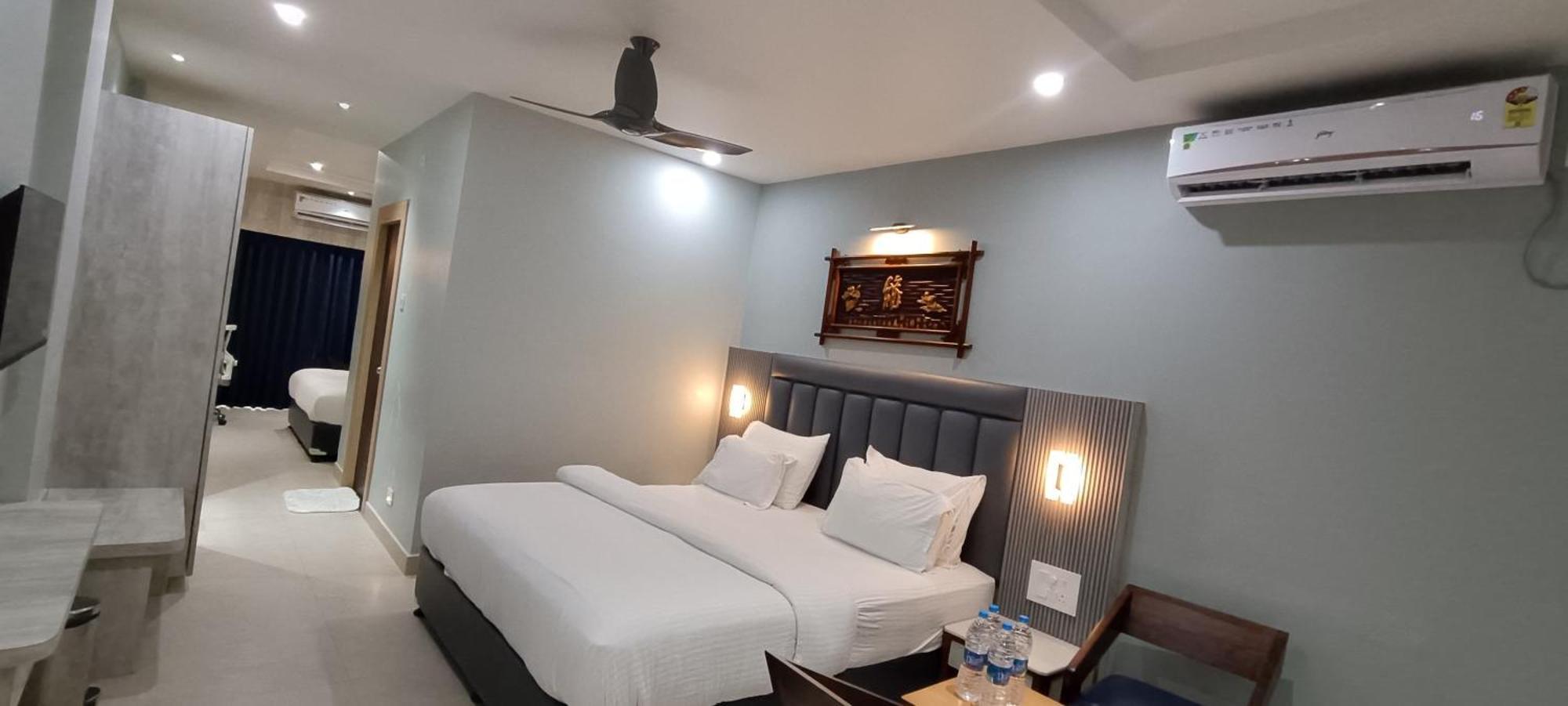 Hotel Lee Garden Near To Blue Flag Beach 500 Mtrs ปูรี ภายนอก รูปภาพ