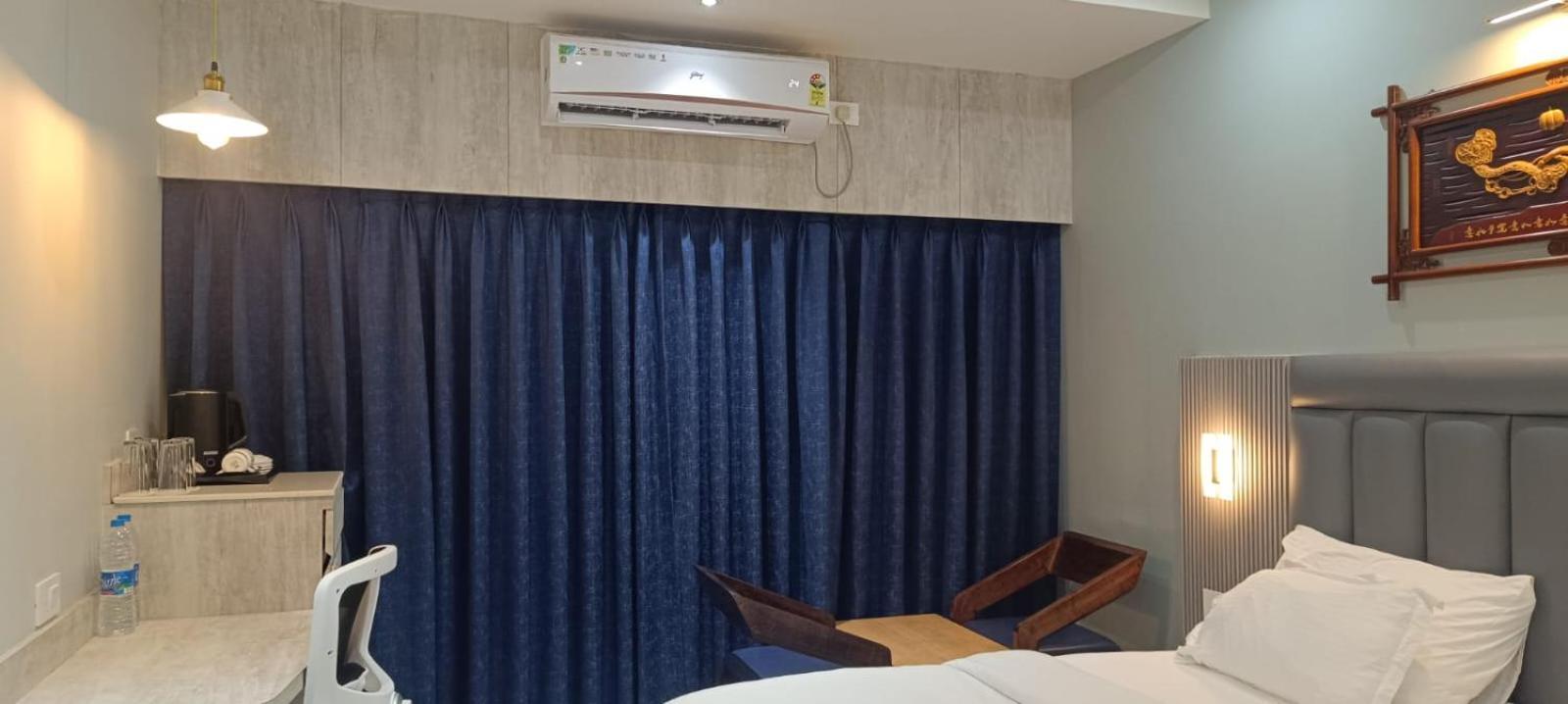 Hotel Lee Garden Near To Blue Flag Beach 500 Mtrs ปูรี ภายนอก รูปภาพ